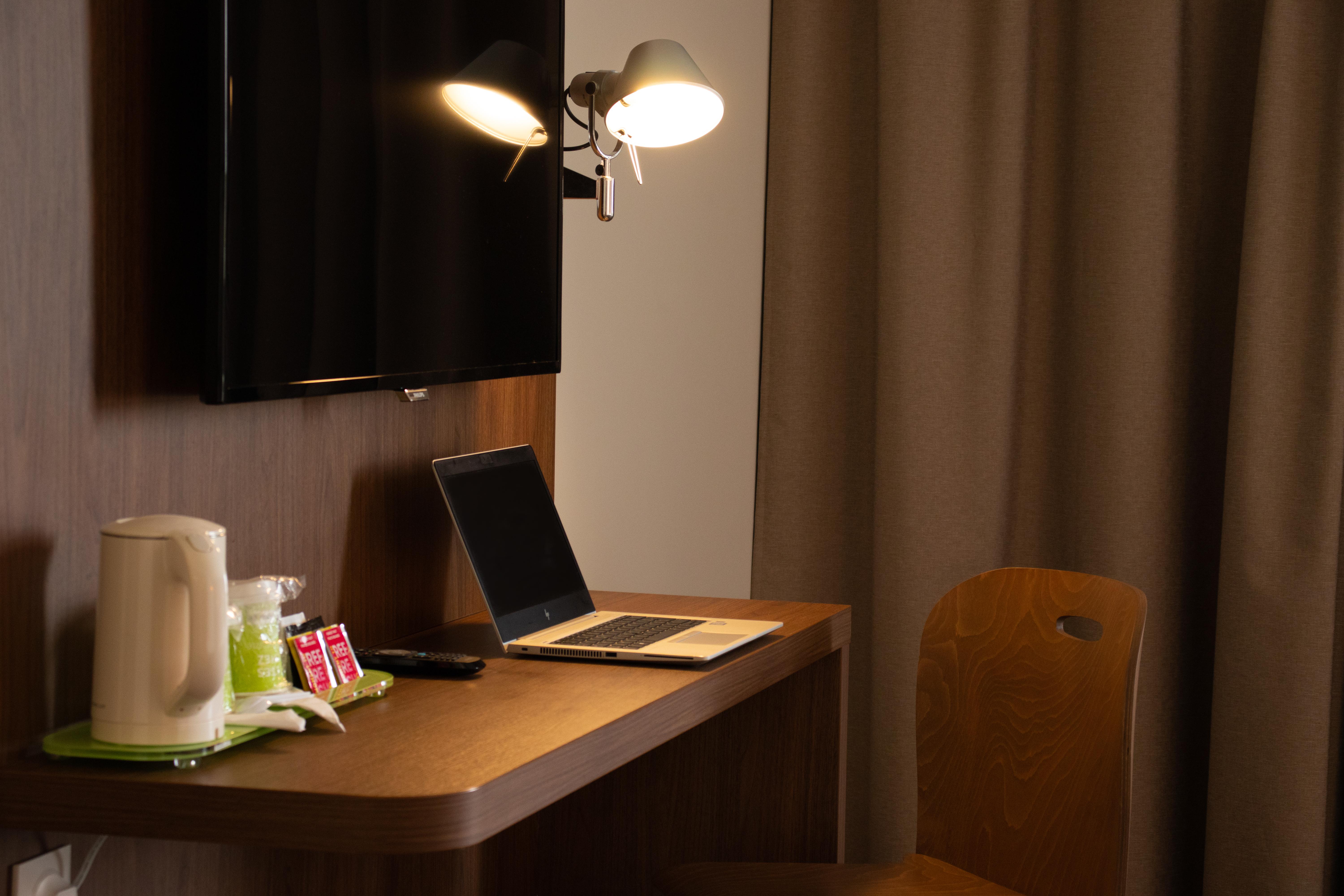 Campanile Rungis - Orly Hotel Шевили-Лару Екстериор снимка