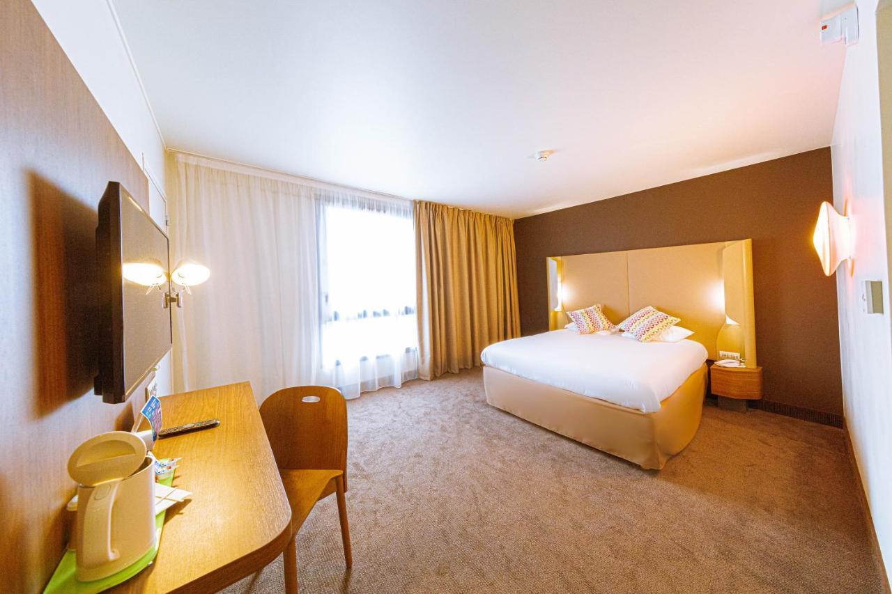 Campanile Rungis - Orly Hotel Шевили-Лару Екстериор снимка