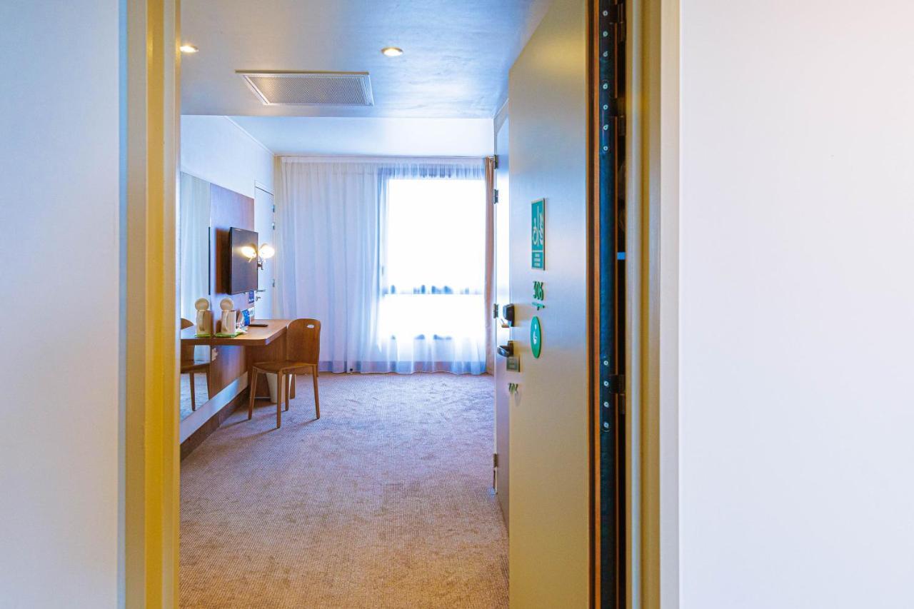 Campanile Rungis - Orly Hotel Шевили-Лару Екстериор снимка